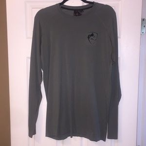 Alphalete long sleeve